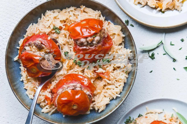 Tomates farcies et riz pour...