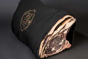 Cave a Viande - Boeuf Mature Artisanal | Livraison France | Boucherie Dynamique